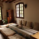Hostel Yacumama *