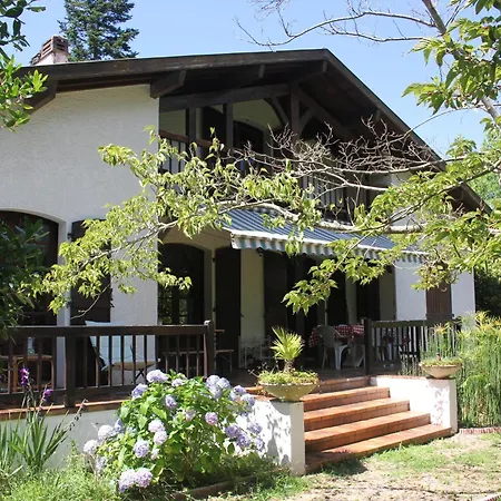 Yacumama Hostal