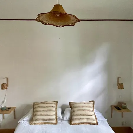 Yacumama Hostal *